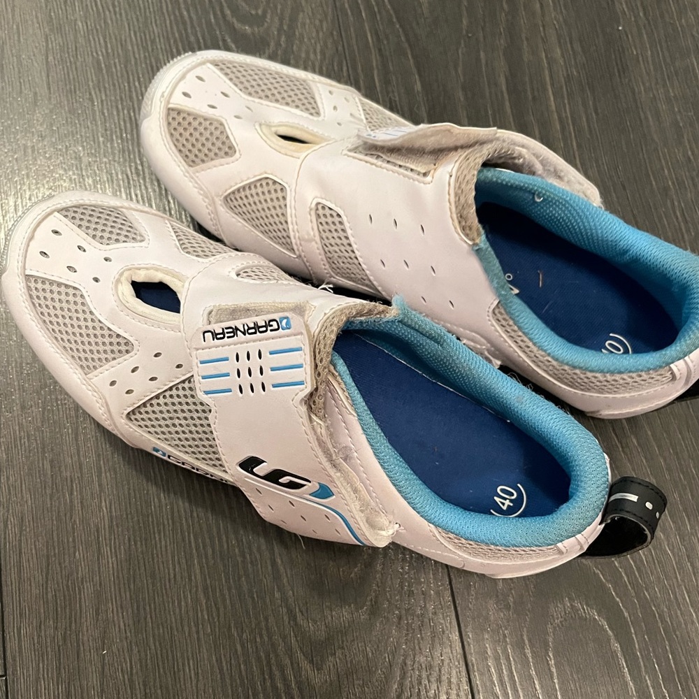 LOUIS GARNEAU Women's Cycling Shoes With SPD Cleats size 40 spin shoes cycle
